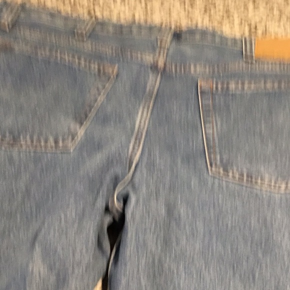 Blue jeans - Picture 3 of 4